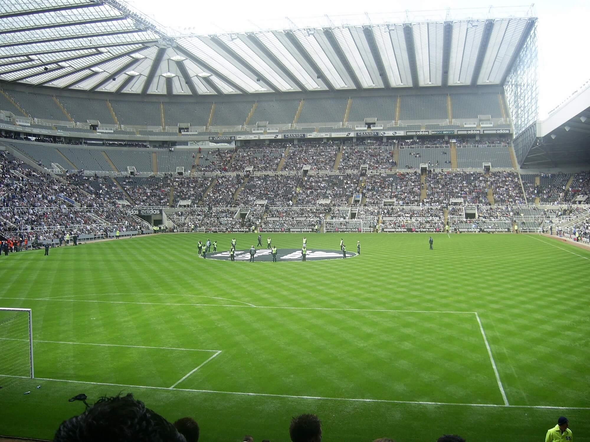 Où s'asseoir à St James' Park : le meilleur choix background image