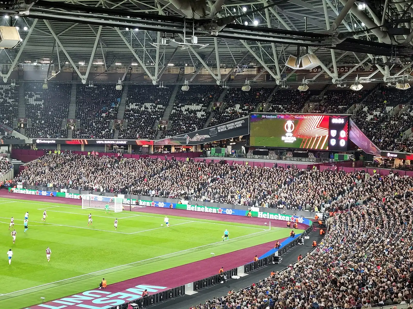 Billetterie West Ham : Guide Complet pour 2025/26 background image