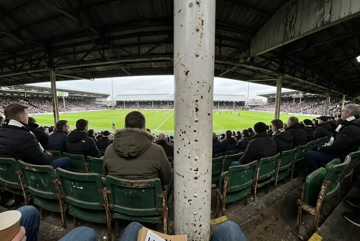 Pire endroit où s’asseoir à Craven Cottage background image